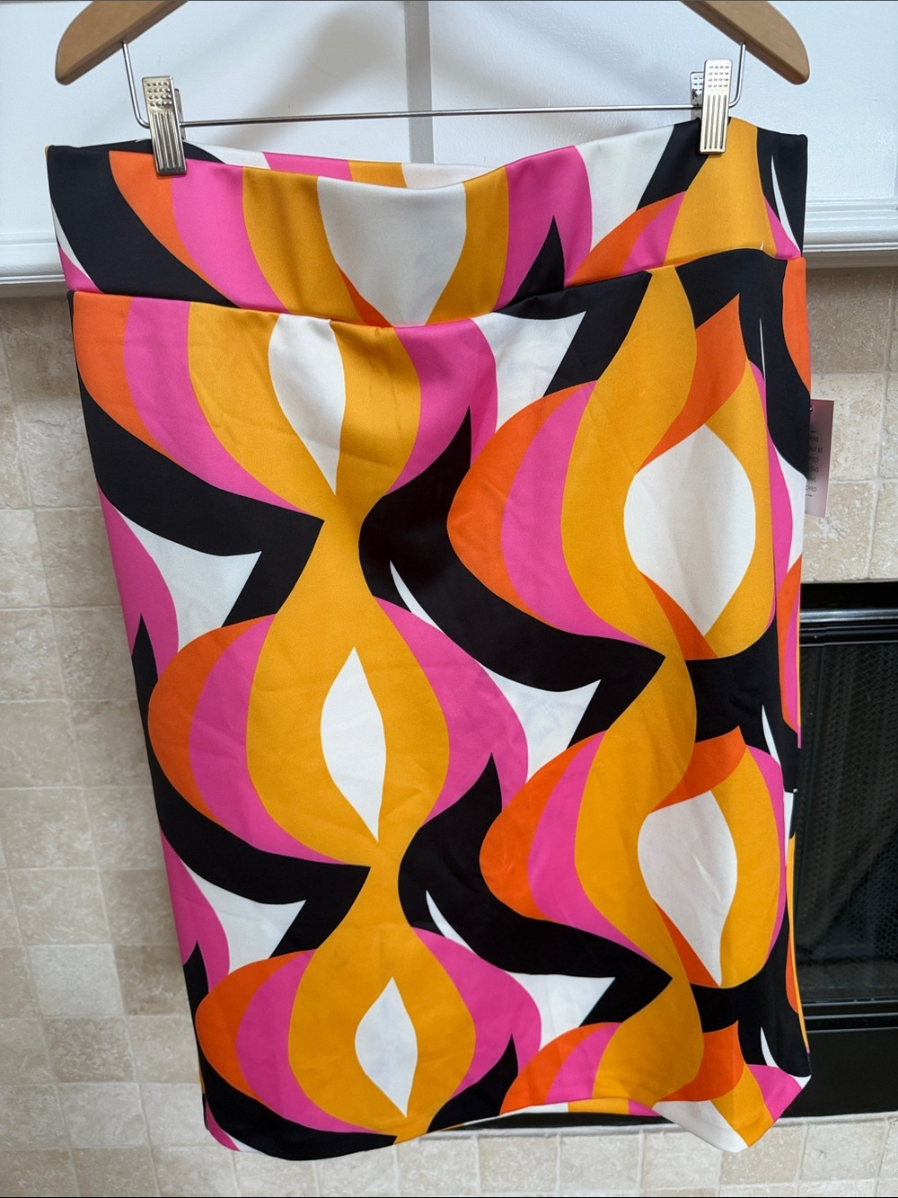 Eloquii Bold Retro Floral Skirt - Pink, Orange, White, Black Sz 20